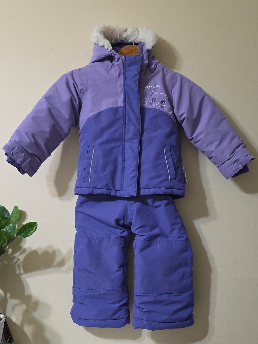 GUSTI Girls 2 Pc Snowsuit - 3T (EUC)